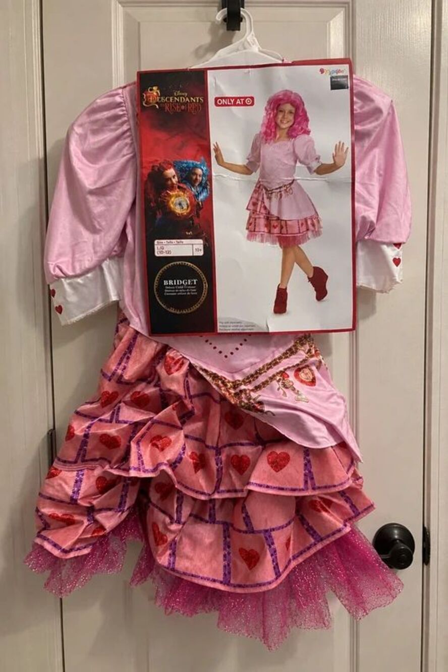 Disney Descendants Rise of Red Bridget Costume Girls L 10-12
